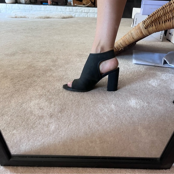 Domatia Peep toe shooties - Picture 2 of 10